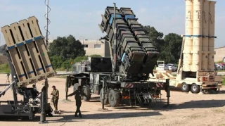 مجله اکونومیست:

موشک باران شمال و جنوب اراضی اشغالی بیانگر اتحاد مجدد دشمنان اسرائیل است