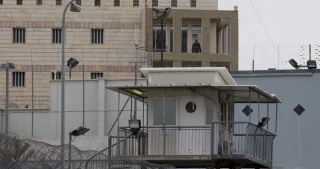 After meeting their demands

Sick prisoners in Ramla prison suspend their hunger strike