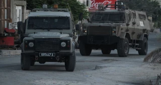 Zionist troops, settlers renew attacks in Al-Quds, West Bank