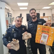 همزمان با قتل عام وحشیانه فلسطینیها  4