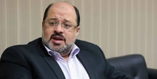 با این یاغیان و جنایتکاران
 با زبان خودشان گفتگو کردیم