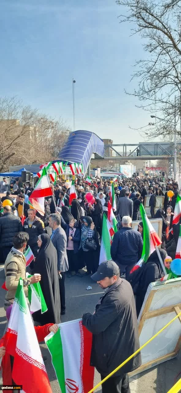 Iranians hold nationwide rallies to mark Islamic Rev. anniv. 3