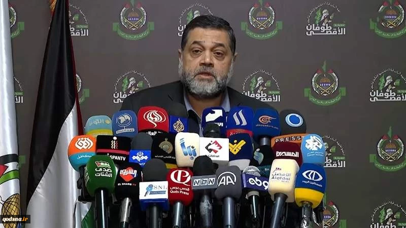 قيادي في حركة حماس: ردود العدو الإسرائيلي على الاتفاق لا تزال سلبية / المساس بالأقصى لن يمر دون رد
 2