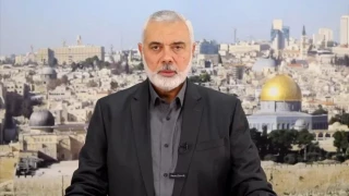 Haneyya calls for halting aggression on Gaza, accelerating relief