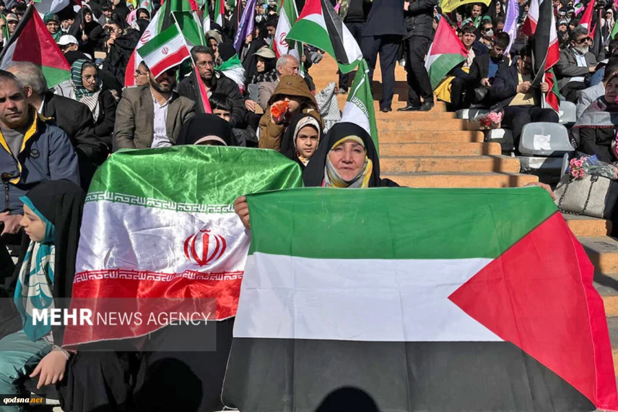 تجمع قرآني حاشد بطهران تنديدا بالعدوان الصهيوني على غزة 2