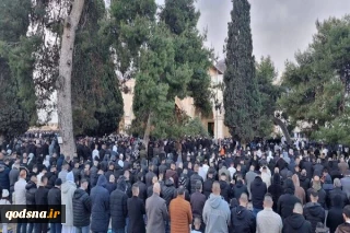 60k Palestinians attend Eid al-Fitr prayer at Al-Aqsa Mosque