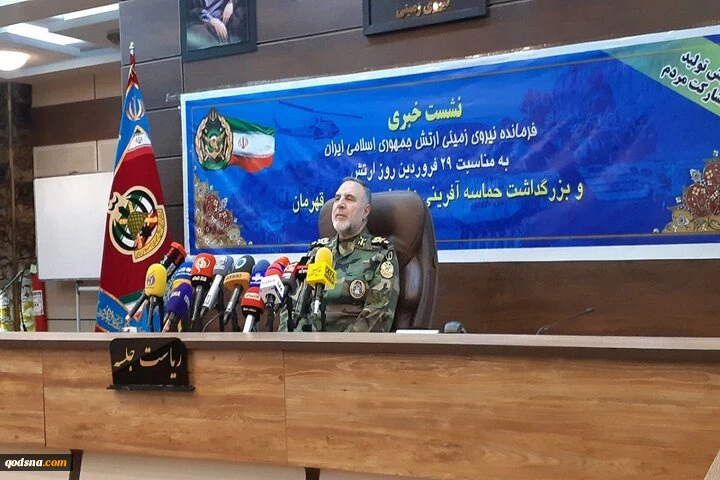 خلال مؤتمر صحفي بمناسبة اليوم الوطني للجيش؛

قائد القوات البرية للجيش الإيراني: عملية "الوعد الصادق" أثبتت أنّ الكيان الصهيوني أضعف وأكثر هشاشة من بيت العنكبوت
 2