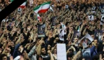 قائد الثورة الإسلامية يقيم الصلاة على جثمان الشهيد رئيسي ومرافقيه 2