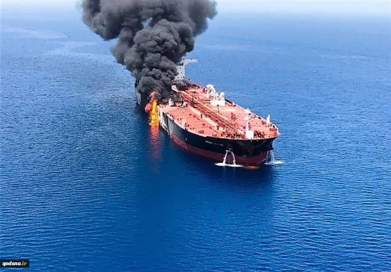القوات المسلحة اليمنية تستهدف سفينة إسرائيلية في ميناء حيفا بالاشتراك مع المقاومة العراقية 2