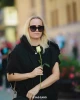 زنان نروژی در همبستگی با غزه تجمع کردند و با نثار گل یاد شهدای زن غزه را گرامی داشتند 2