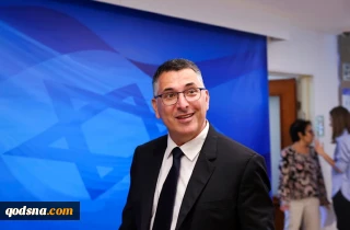 Netanyahu weighs replacing Yoav Galant with Gideon Sa'ar