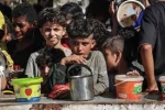 یونیسف:
۵۰ هزار کودک در غزه از سوء تغذیه حاد رنج می‌برند 2