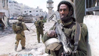 Israel recruiting African refugees in Gaza war in exchange for residency status: Report