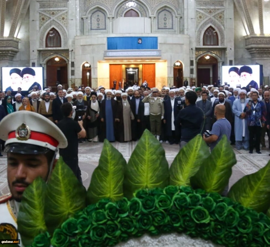 ضيوف مؤتمر الوحدة الإسلامية يجددون العهد مع اهداف الإمام الخميني (رض) 2