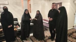 هدیه جالب یادگار امام(ره) به خانواده شهید امیرعبداللهیان؛ گوشه از عمامه بنیانگذار جمهوری اسلامی ایران  2