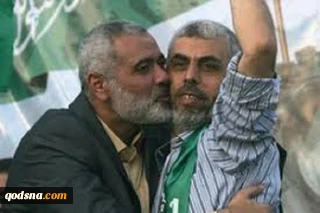 تصویری از جوانی شهیدان هنیه و سنوار در کنار هم