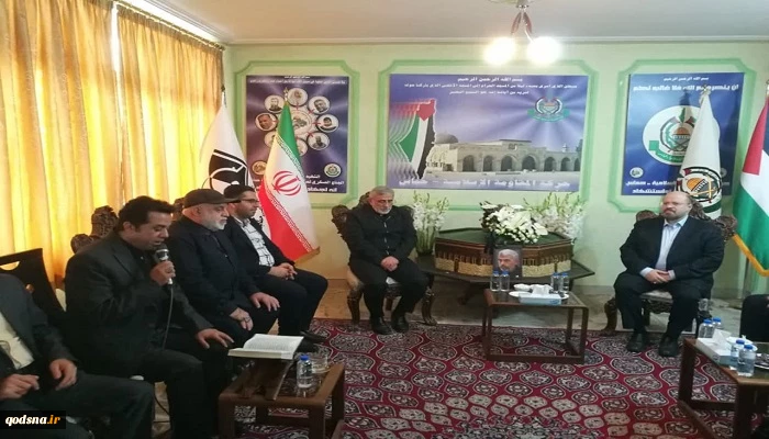 العمید قاآنی یزور مکتب حماس ویقدم التعازی باستشهاد السنوار 2