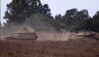 جيش الاحتلال يتقدم في الجولان السوري ويباشر حفر خندق على طول الحدود