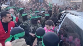 Hamas says 4 Israeli women to be released in return for 200 Palestinians