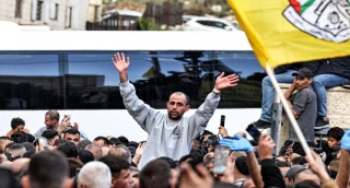 200 Palestinian abductees released in exchange for 4 Zionist troops