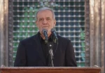 خلال مراسم تجديد العهد والميثاق مع مبادئ الإمام الخميني(رض) 

الرئيس الإيراني: سر انتصارنا يكمن في ترك الانقسامات والخلافات جانبا 2