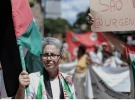 زنان برزیلی در حمایت از حقوق زنان فلسطین و مخالفت با کوچ اجباری غزه راهپیمایی کردند
 3