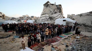 ‘A salute to steadfastness’:

Hamas says Palestinians mark Eid amid Israeli aggression, starvation