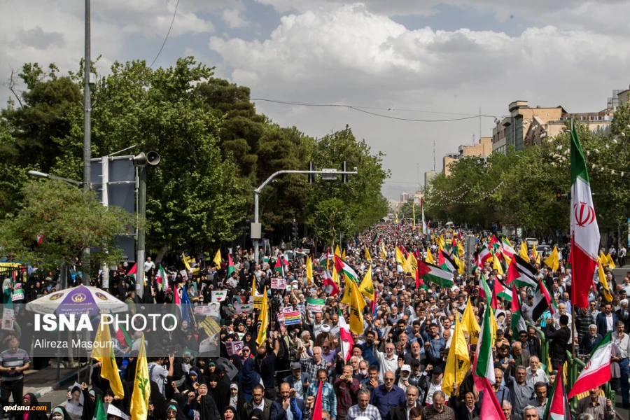 فی جمعة الغضب.. مسیرات فی طهران وشیراز وقم تندیدا بجرائم الاحتلال الإسرائیلی 2
