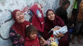از زمان ازسرگیری حمله به غزه ۵۹۵ کودک و ۳۰۸ زن به شهادت رسیده اند