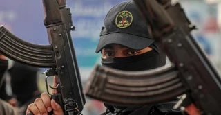 سرايا القدس تستهدف منزلاً يتحصن داخله جنود الاحتلال شرق مدينة غزة