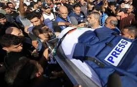 به مناسبت روز جهانی آزادی مطبوعات؛

حملات مرگبار به اصحاب رسانه در غزه به روایت «گاردین»