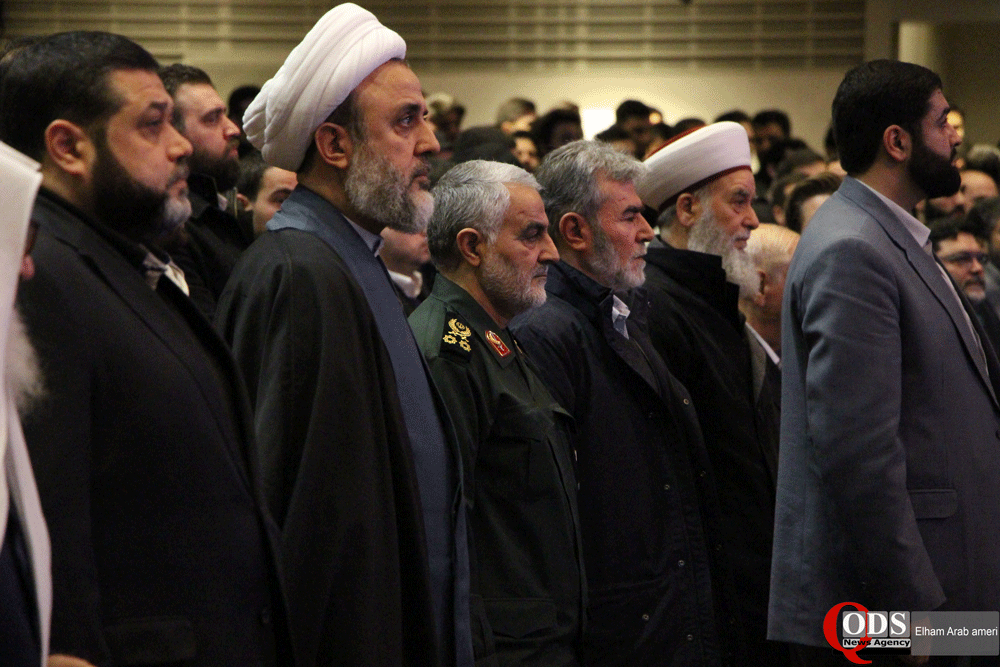 فی العاصمة الإیرانیة طهران؛

فعالیات مؤتمر تکریم القائد الجهادی عماد مغنیة فی الذکرى العاشرة لاستشهاده 
 2