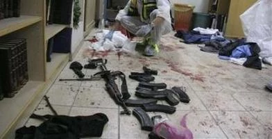 الاحتلال یعتقل والد وعم واشقاء علاء