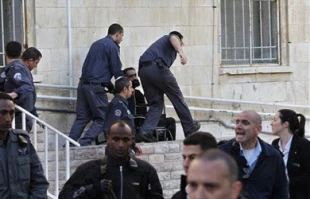 اسراییل آب را به روی اسرای فلسطینی بست