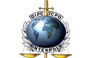 تلاش برای عضویت دراینترپل