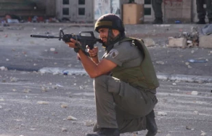 شلیک مستقیم به جوان فلسطینی