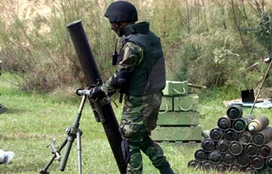 Hamas releases photos of artillery unit