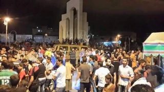 مظاهرات غاضبة فی رفح احتجاجا على انقطاع الکهرباء