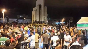 مظاهرات غاضبة فی رفح احتجاجا على انقطاع الکهرباء