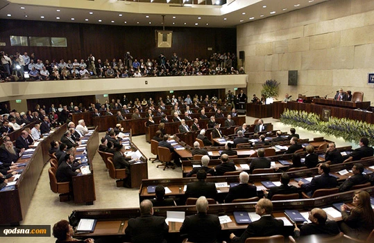 اختفاء غامض لسکاکین وملاعق الکنیست.. والسبب!!