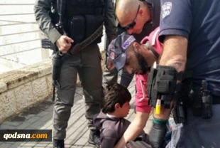 القدس:استشهاد طفل بعد إطلاق الاحتلال النار علیه بمحطة القطارات وإصابة آخر بباب العمود