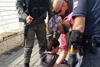 القدس:استشهاد طفل بعد إطلاق الاحتلال النار علیه بمحطة القطارات وإصابة آخر بباب العمود