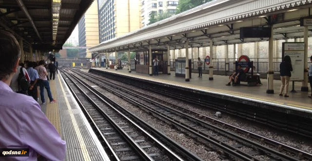 Anti-Israeli posters hanged inside London trains