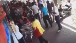 ضرب و شتم یک فلسطینی از سوی پلیس اسرائیل به جرم فلسطینی بودن