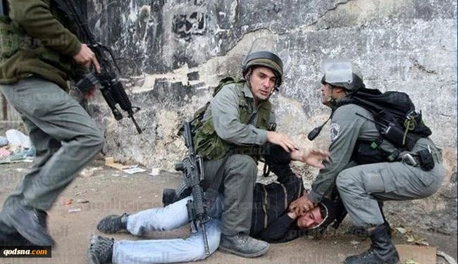 "أسرى فلسطین": 530 حالة اعتقال بینها 15 امرأة و100 طفل خلال أکتوبر