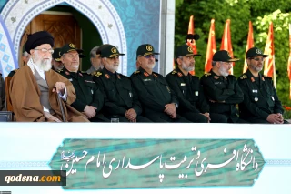 رهبر معظم انقلاب در دانشگاه امام حسین(ع):

هر کس بخواهد امنیت انتخابات را برهم بزند قطعاً سیلی خواهد خورد