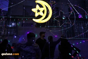 آداب و رسوم فلسطینی ها در ماه مبارک رمضان 

آزادی و کرامت در سفره های افطار پهن می شود//نان گرمی که به اندازه عمق یک تاریخ ریشه دارد  4