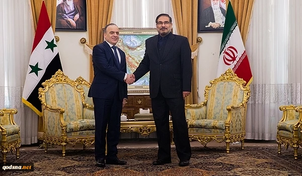 خلال استقباله رئيس الوزراء السوري؛

شمخاني: ممارسات الاحتلال الاسرائيلي تجاه الفلسطينيين تستوجب ردا حازما من جانب الدول الاسلامية
 2