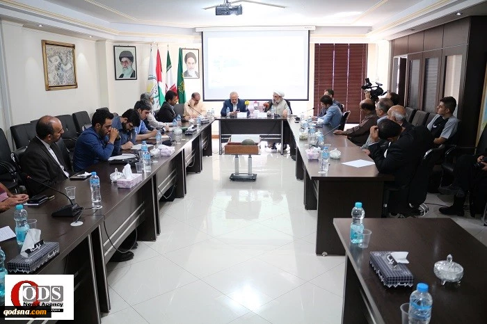 بمناسبة الذکرى الـ48 لإحراق المسجد الأقصى؛

سادن مسجد جمکران: الدفاع عن الأقصی أداة لتمییز الحق عن الباطل 2