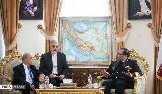 خلال استقباله وزير الخارجية الفرنسي

شمخاني: قدرات ايران الدفاعية ليست موجهة ضد اي بلد